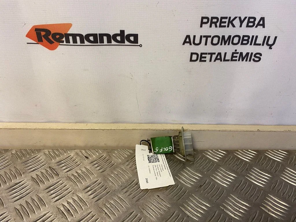 Krāsniņas ventilatora rezistors (reostats)
