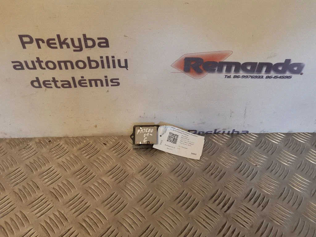 Krāsniņas ventilatora rezistors (reostats) – aizmugurējā