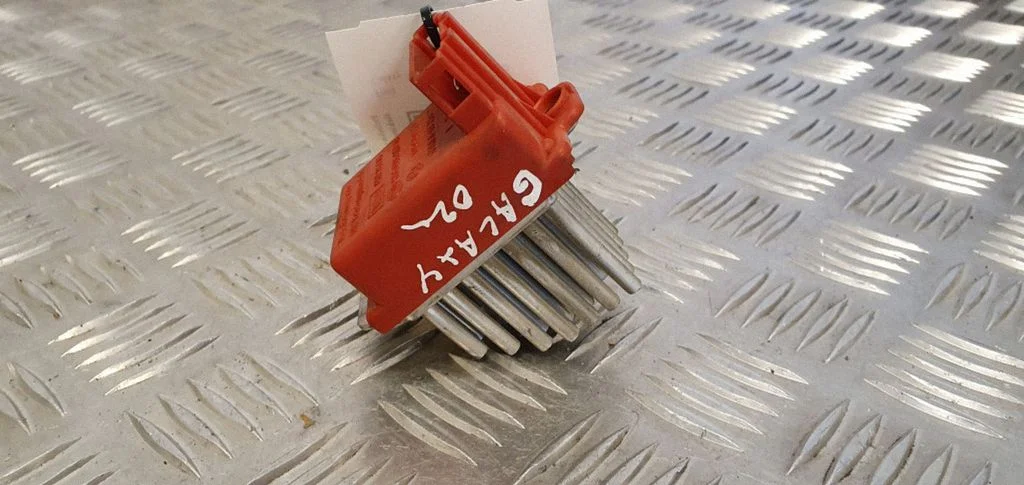 Heater blower motor/fan resistor 1J0907521