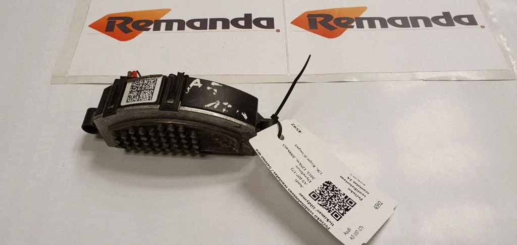 Heater blower motor/fan resistor A2469064100