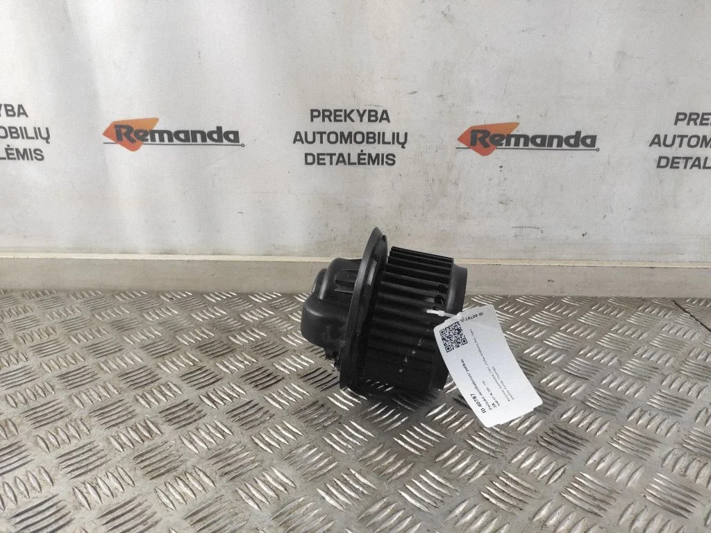 Krāsniņas ventilators/pūtējs – Audi Q7 4L (2005-2015)