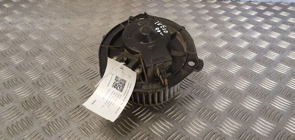 Krāsniņas ventilators/pūtējs – Iveco Daily 3rd gen (2000-2006)