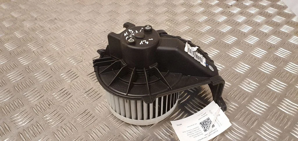 Krāsniņas ventilators/pūtējs 173830100