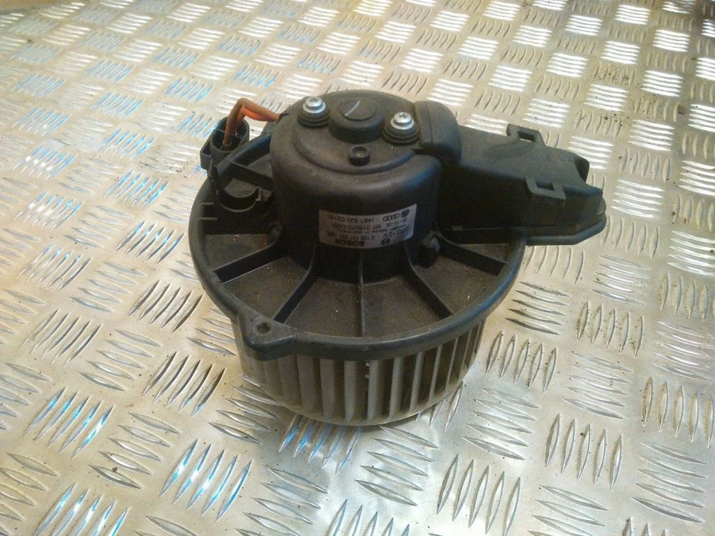 Krāsniņas ventilators/pūtējs 0130111202