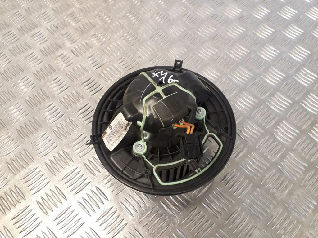 Krāsniņas ventilators/pūtējs T1013621M