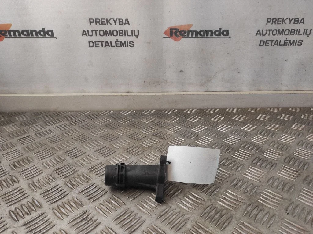 Variklio aušinimo vamzdelis (-ai)/ žarna (-os)