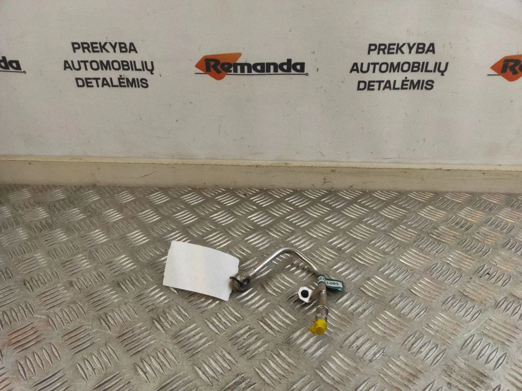Variklio aušinimo vamzdelis (-ai)/ žarna (-os)