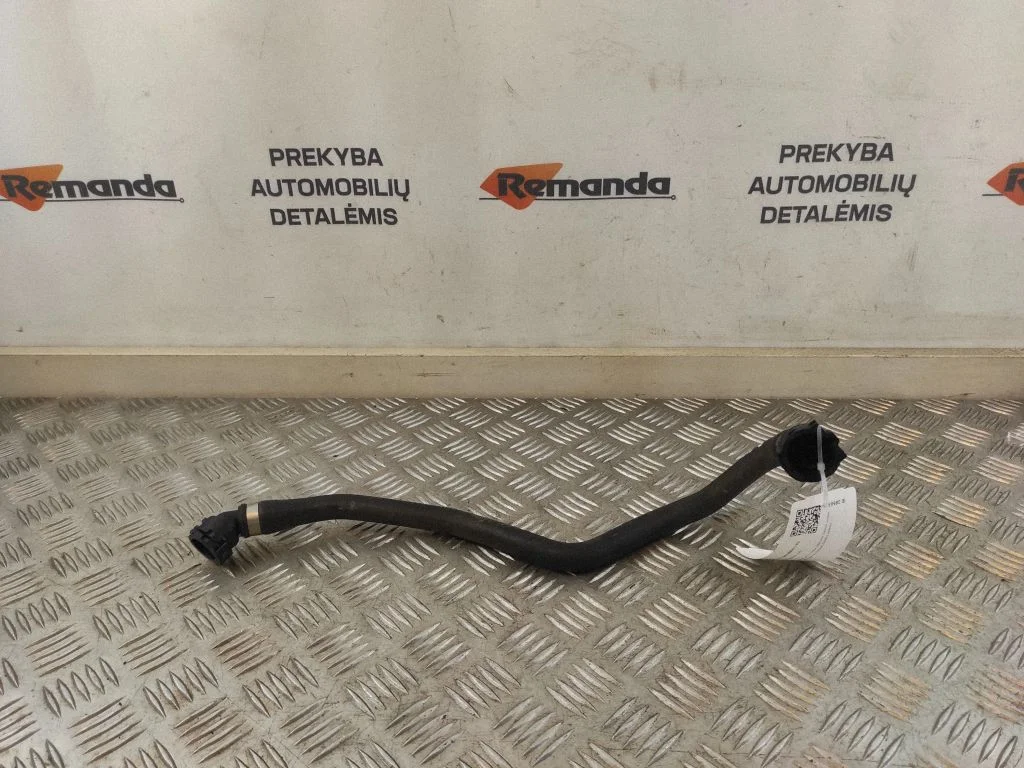 Engine coolant pipe/hose 8507333