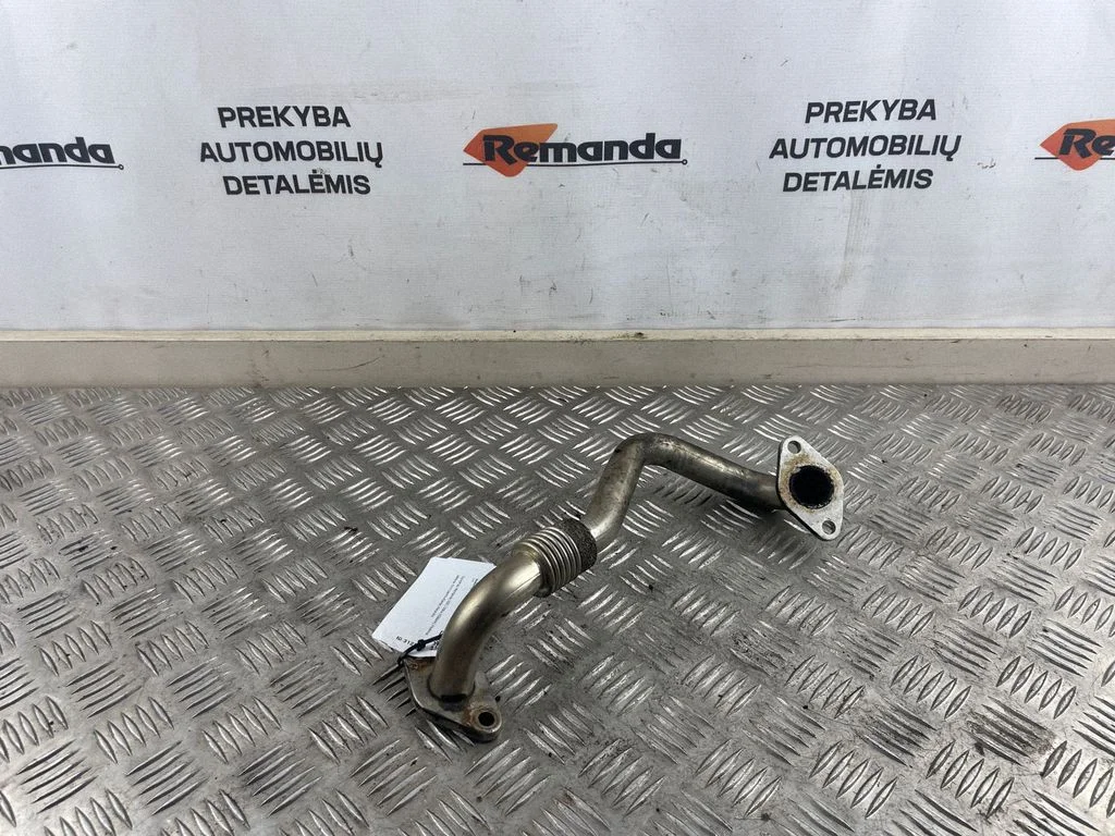 Motora dzesēšanas caurule (-es)/šļūtene (-es)