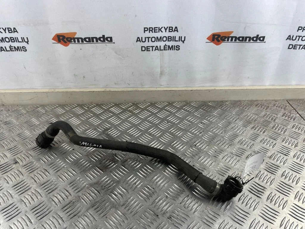 Engine coolant pipe/hose 39087130