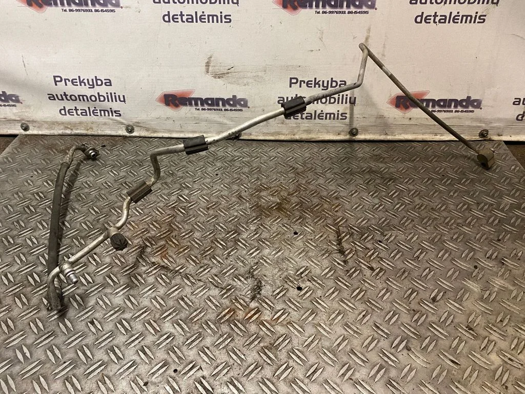 Motora dzesēšanas caurule (-es)/šļūtene (-es) 1K0122291
