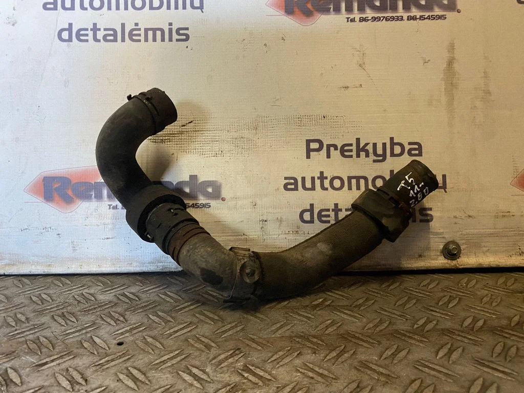 Engine coolant pipe/hose