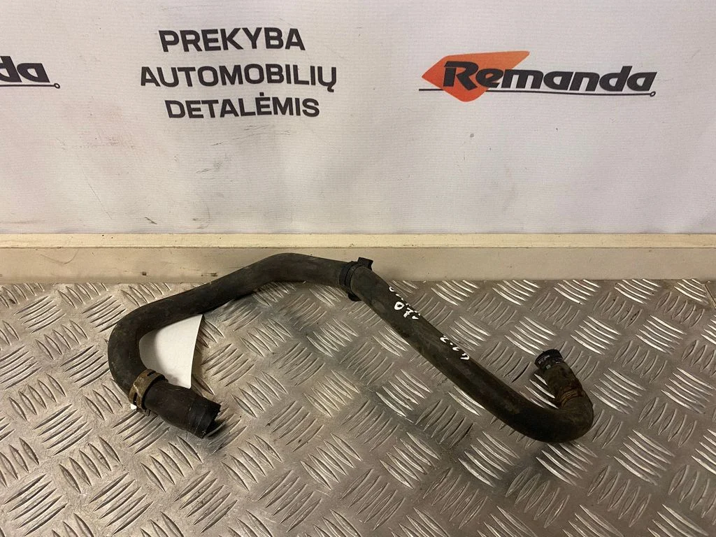 Motora dzesēšanas caurule (-es)/šļūtene (-es)