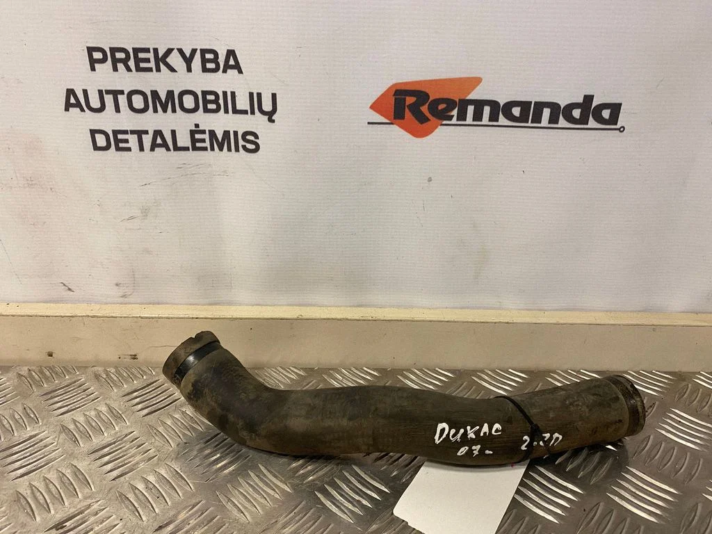 Motora dzesēšanas caurule (-es)/šļūtene (-es)