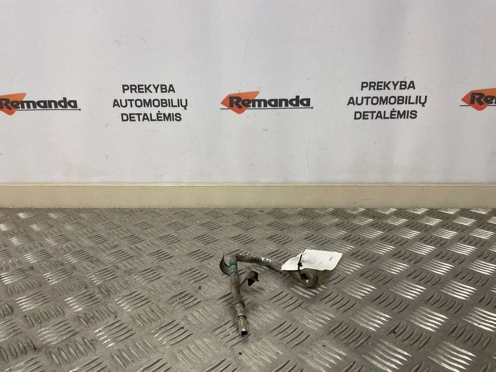 Variklio aušinimo vamzdelis (-ai)/ žarna (-os)