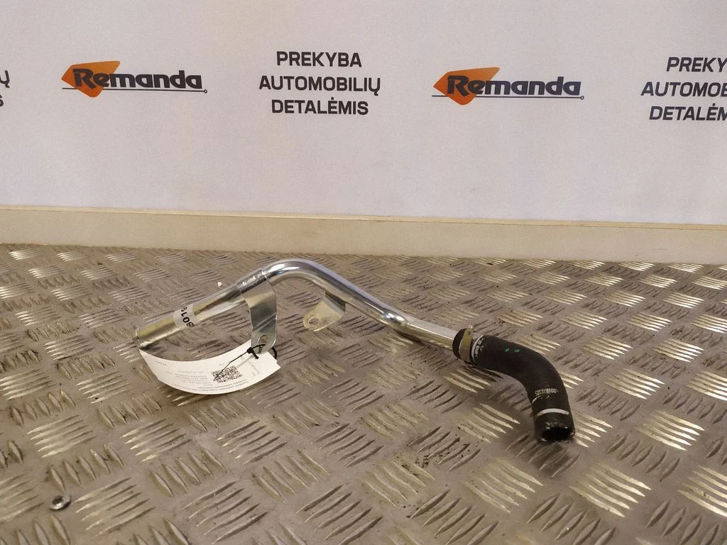 Variklio aušinimo vamzdelis (-ai)/ žarna (-os)