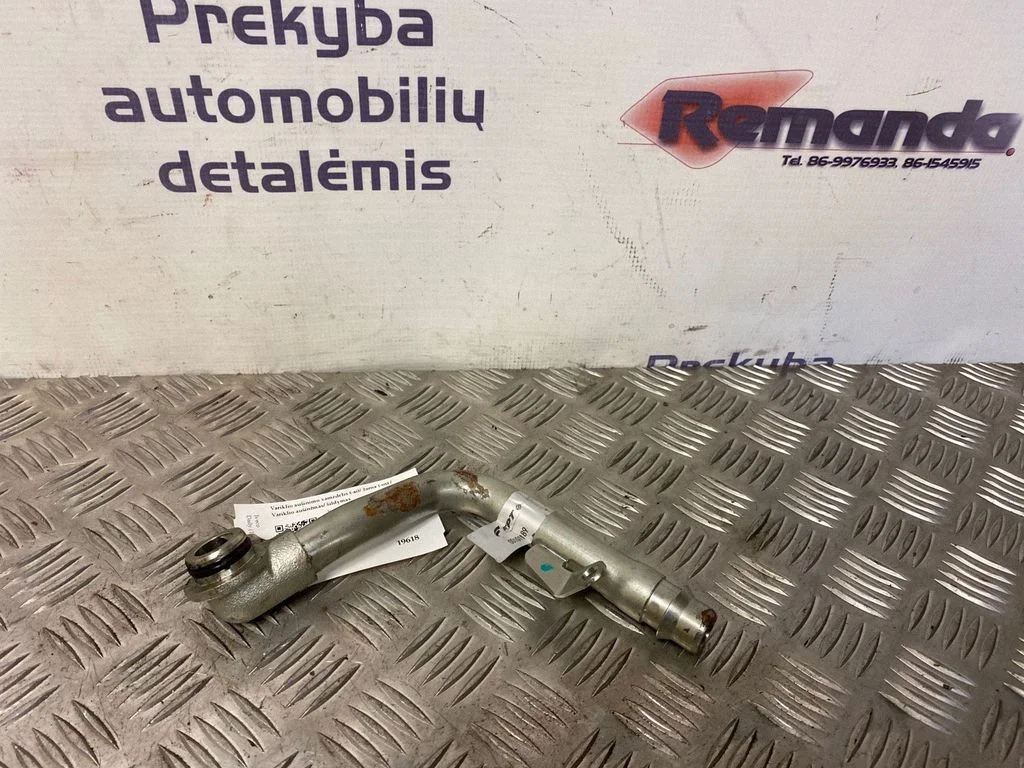 Variklio aušinimo vamzdelis (-ai)/ žarna (-os)