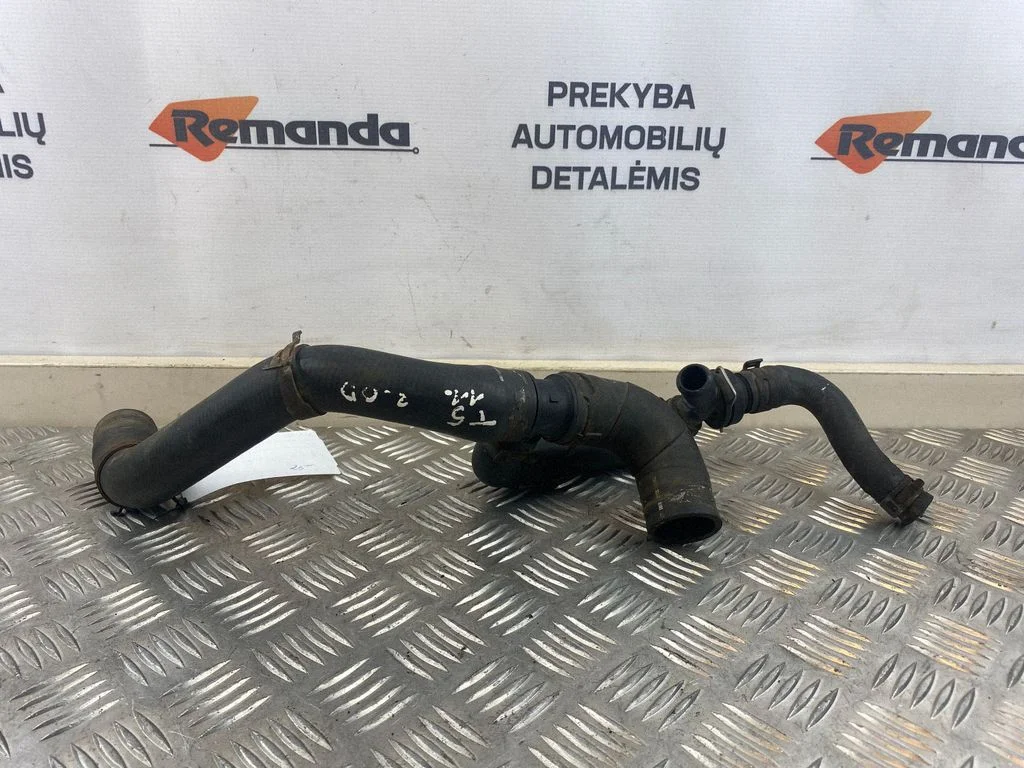 Engine coolant pipe/hose 906929