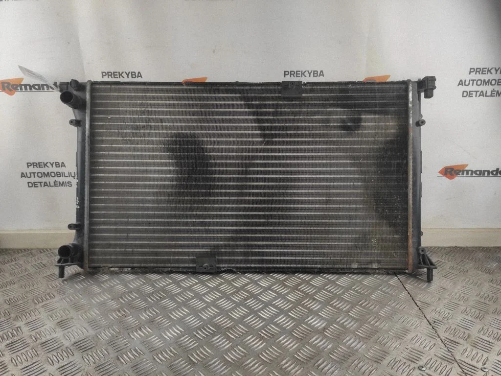 Jahutusvedeliku radiaator – Renault Trafic II (X83) (2001-2014)