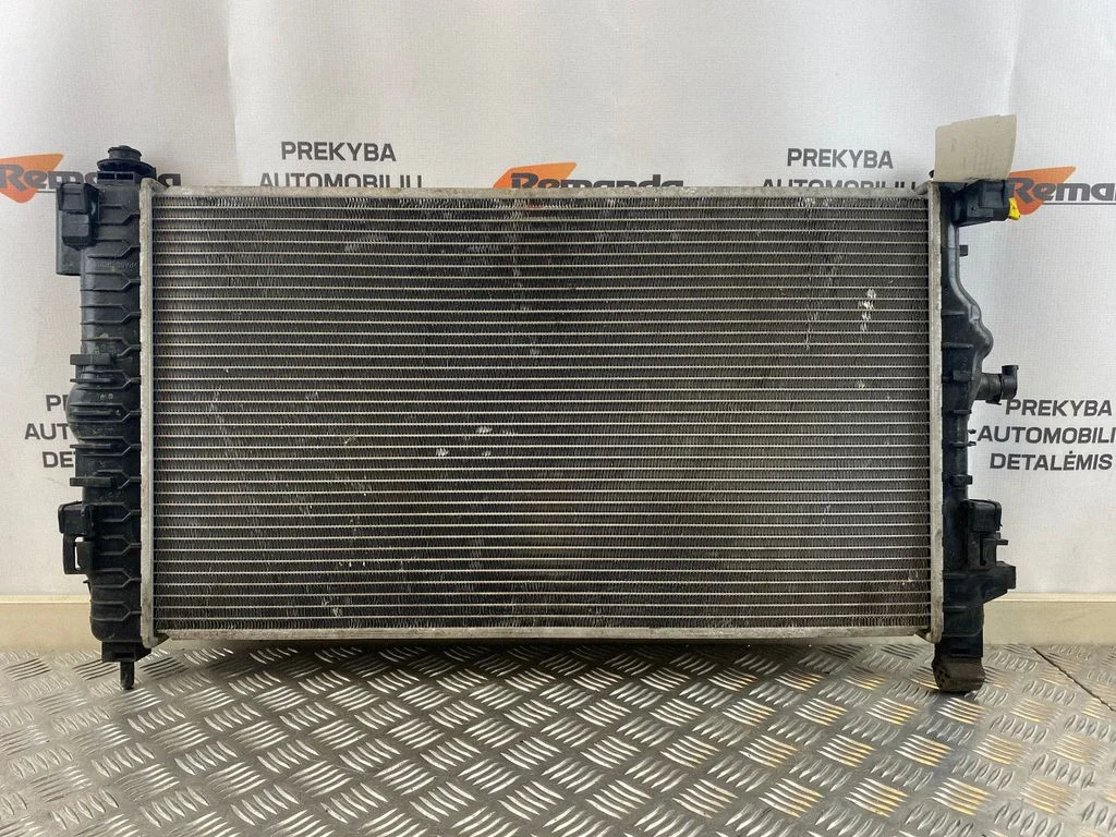 Jahutusvedeliku radiaator 2000506