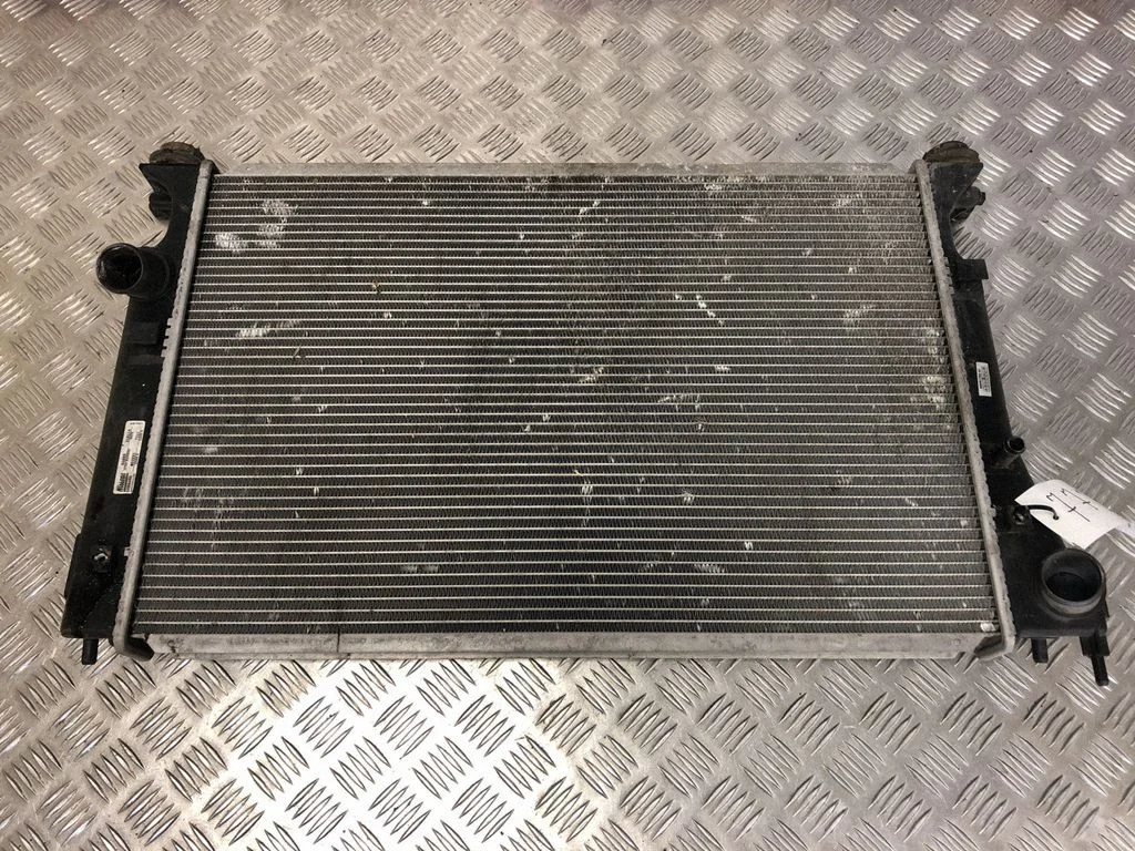 Dzesēšanas šķidruma radiators