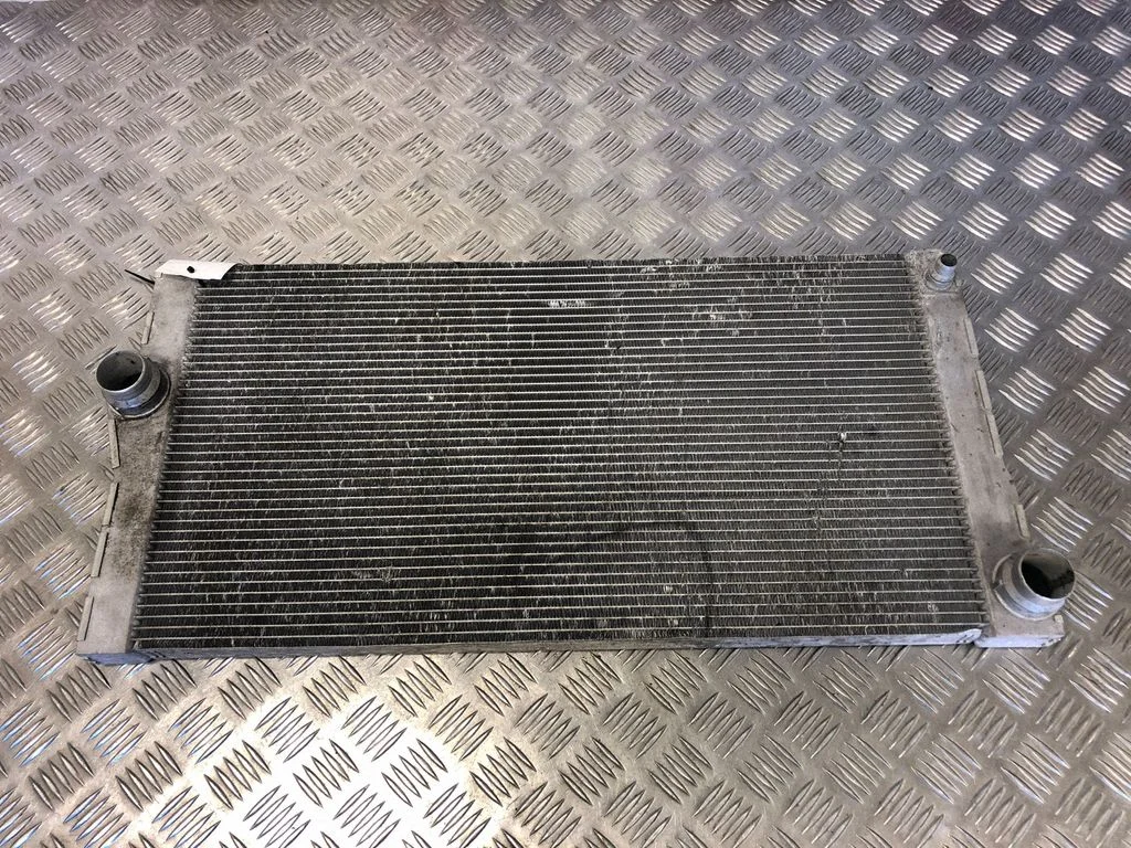 Dzesēšanas šķidruma radiators 1711850917601