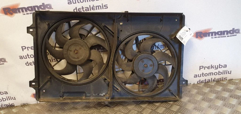 Elektriskais radiatora ventilators 7M3121207B