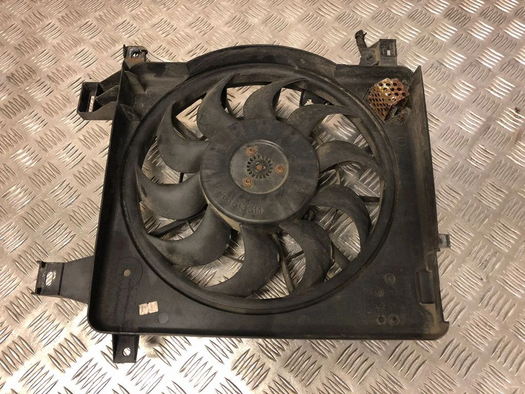 Elektriskais radiatora ventilators 3136613311