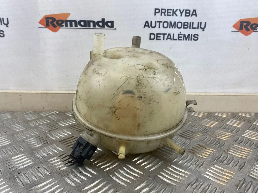 Coolant expansion tank/reservoir 7H0121407