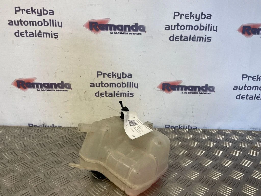 Coolant expansion tank/reservoir – Opel Insignia A (2008-2017)
