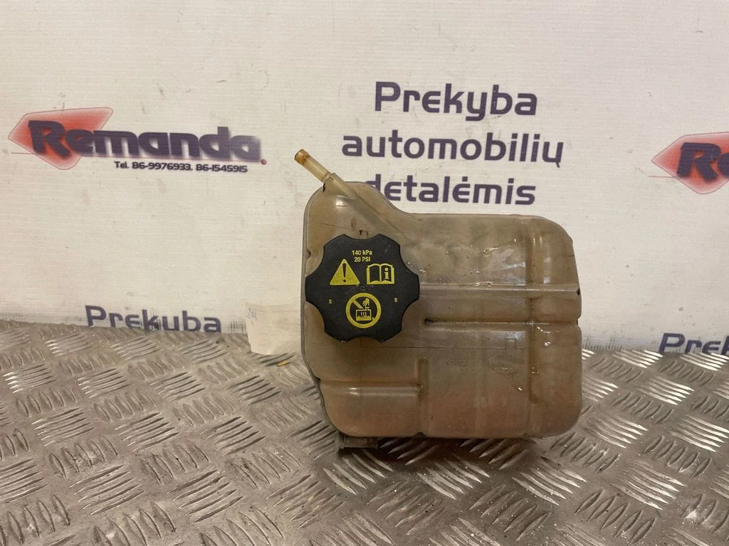 Dzesēšanas šķidruma izplešanās tvertne 13220123