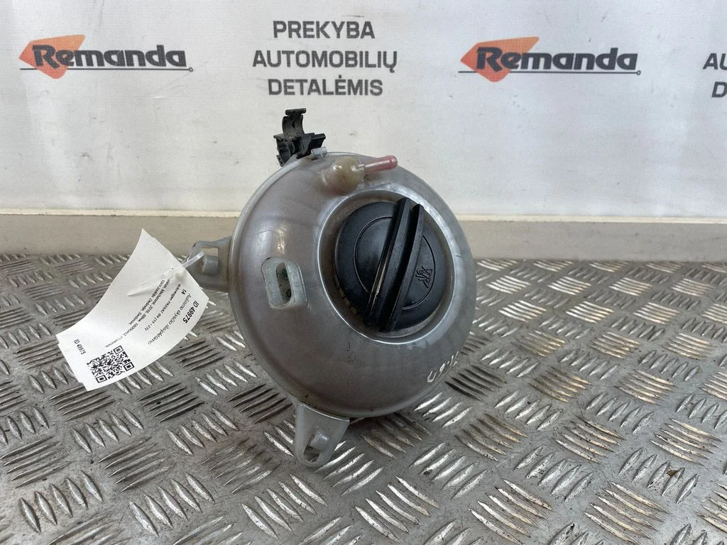 Zbiorniczek wyrównawczy płynu chłodniczego 5Q0121407G