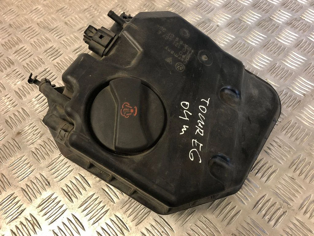 Coolant expansion tank/reservoir – Volkswagen Touareg I (2002-2010)