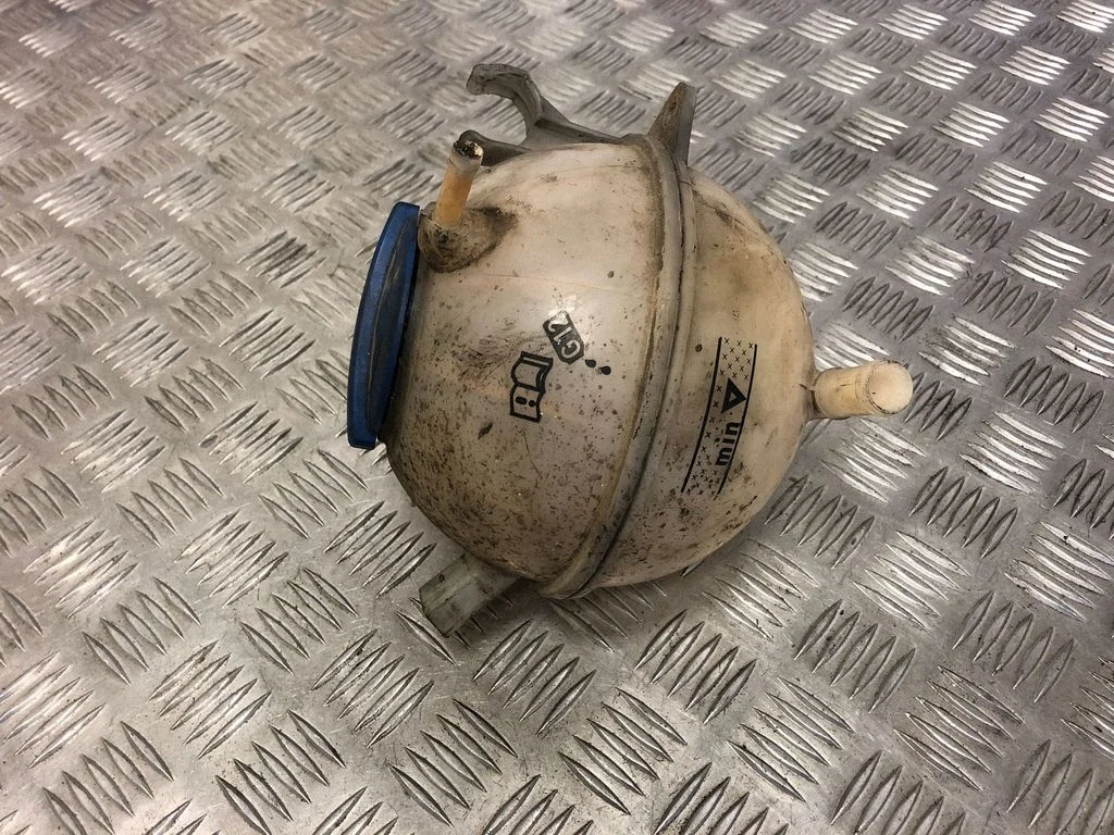 Coolant expansion tank/reservoir 1K0121407A