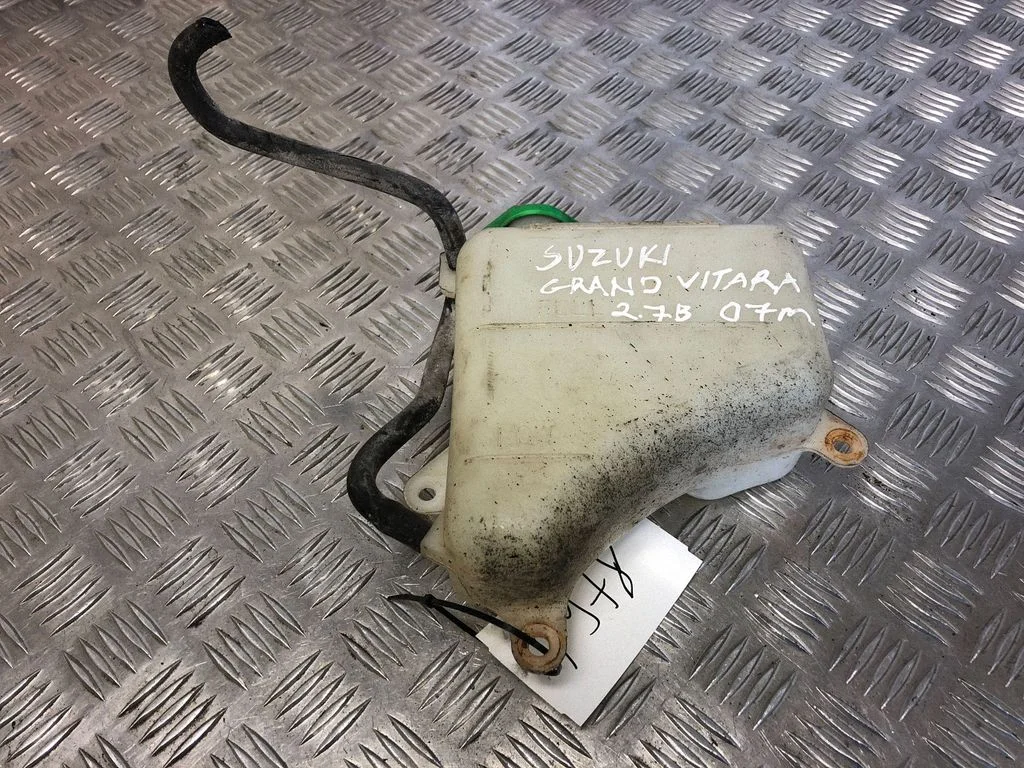 Coolant expansion tank/reservoir 1793065J