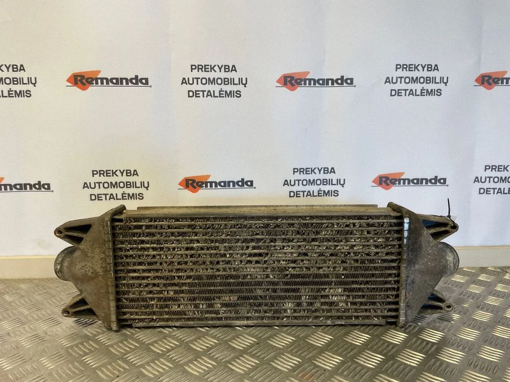 Starpdzesētāja (interkūlera) radiators