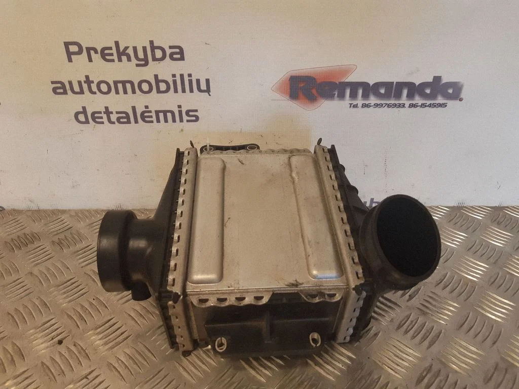 Starpdzesētāja (interkūlera) radiators 6510901800