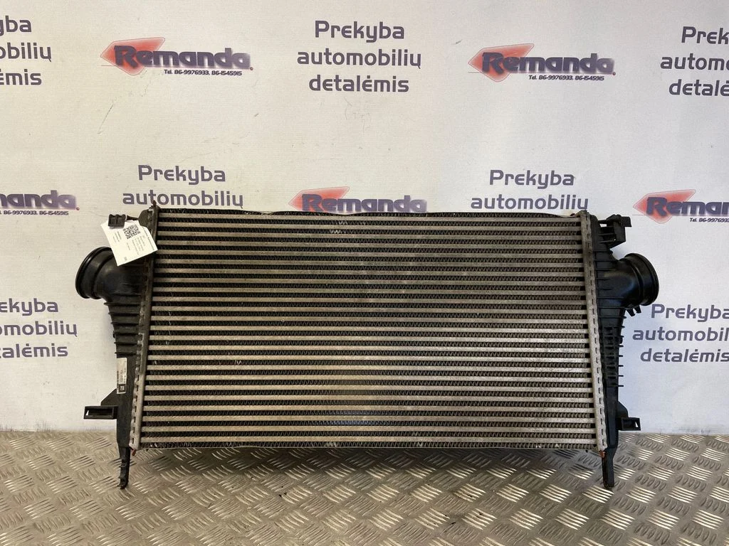 Starpdzesētāja (interkūlera) radiators 13241751