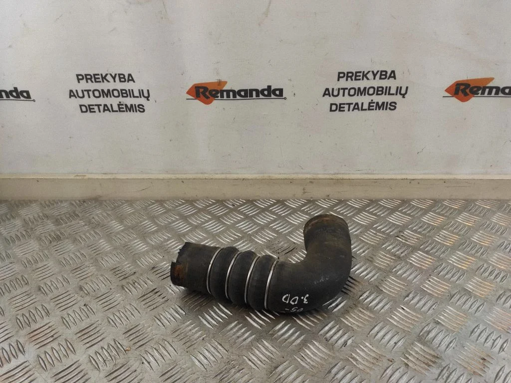 Intercooler hose/pipe