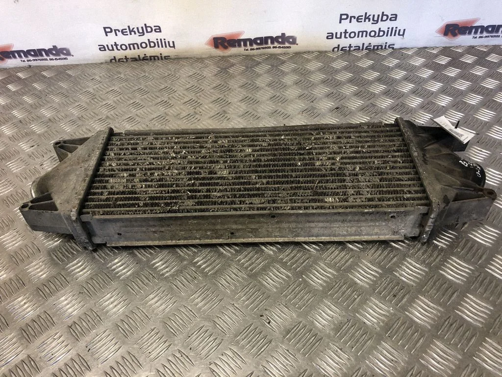 Starpdzesētāja (interkūlera) radiators