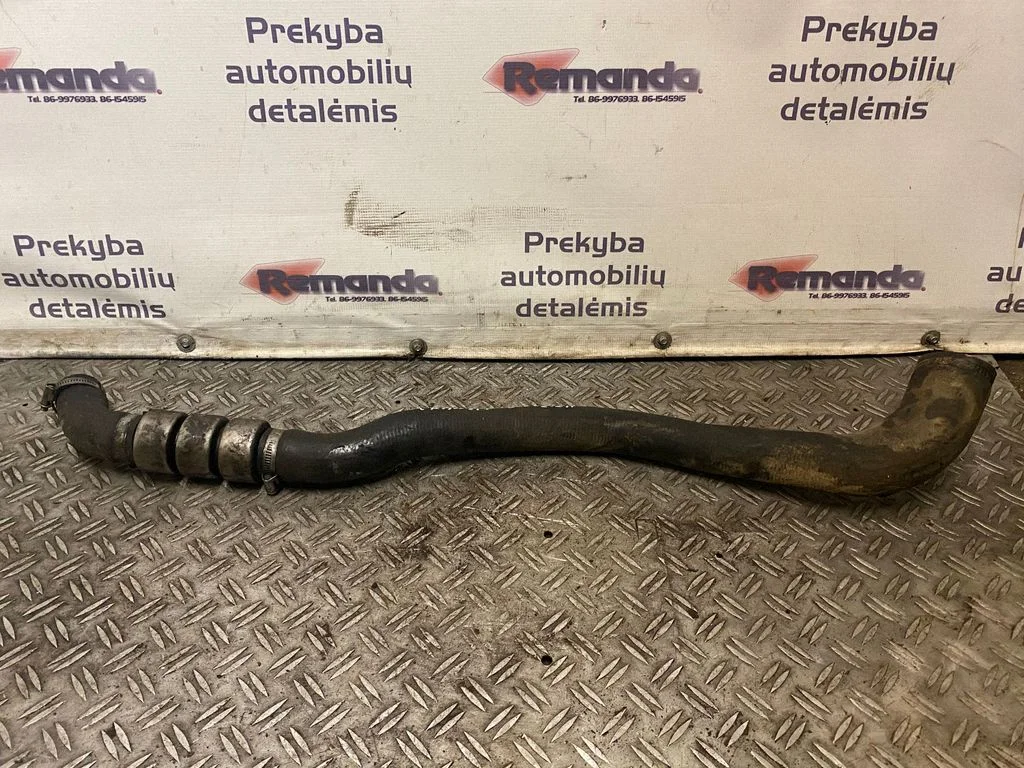 Interkūlerio žarna (-os)/ vamzdelis (-iai)