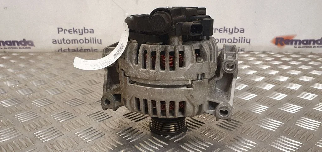 Generator/alternator – Opel Signum (2003-2008)