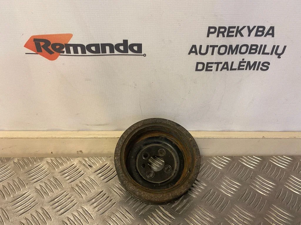 Kloķvārpstas skriemelis 03G105243
