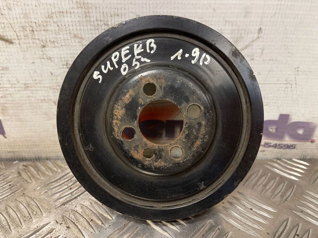 Kloķvārpstas skriemelis 03G105243B