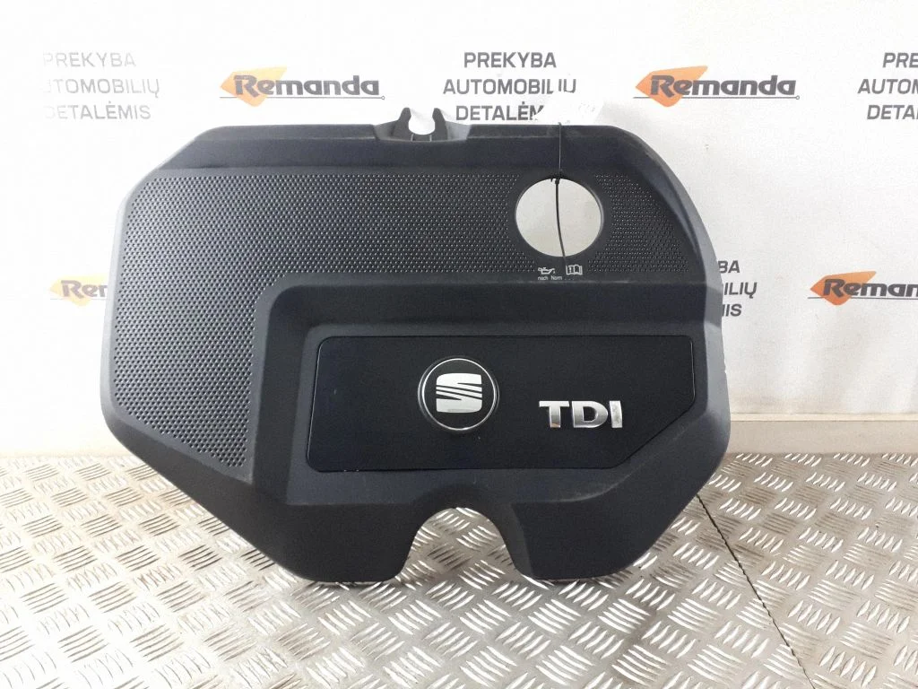 Dzinēja pārsegs (apdare) 038103925BQ