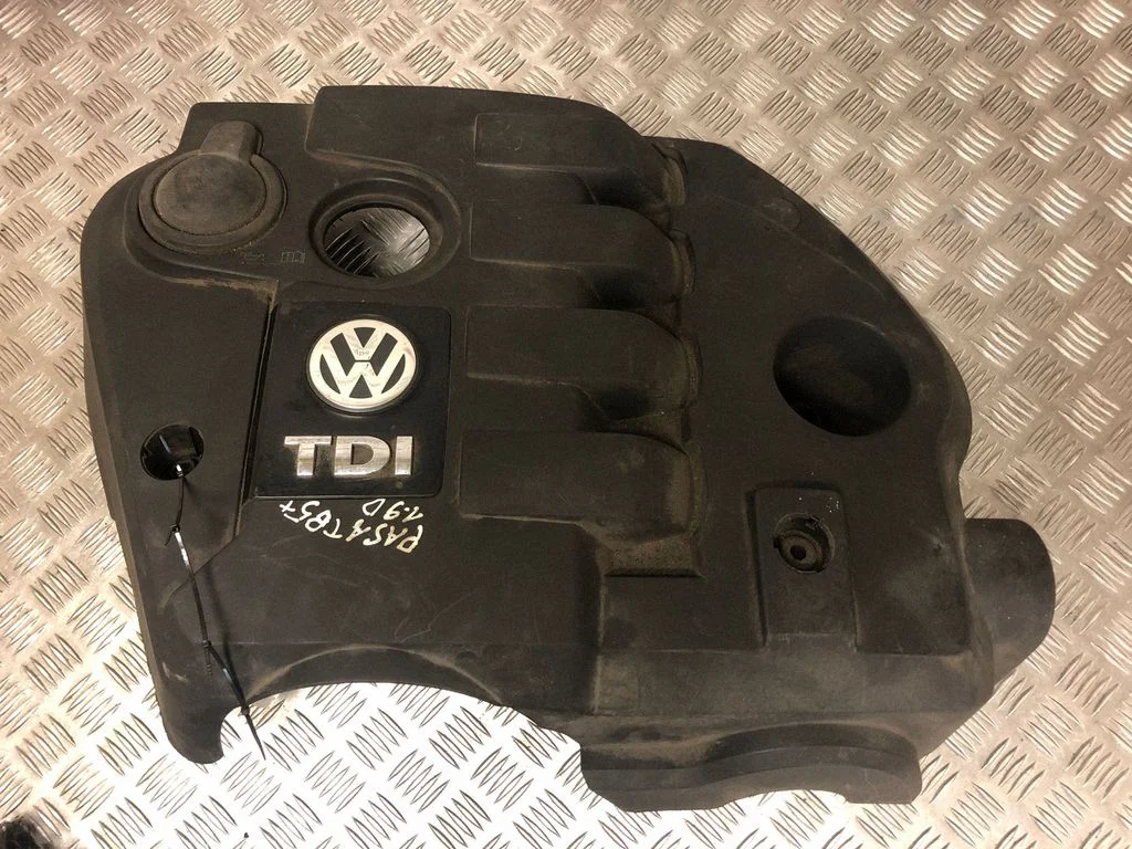 Engine cover (trim) 038103925GL