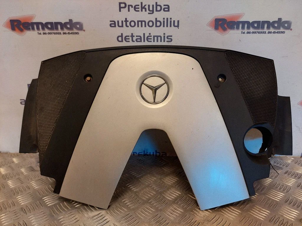 Dzinēja pārsegs (apdare) A6290100967
