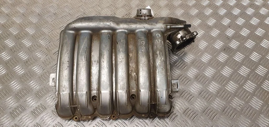 Intake manifold – Citroen C5 (2001-2004)
