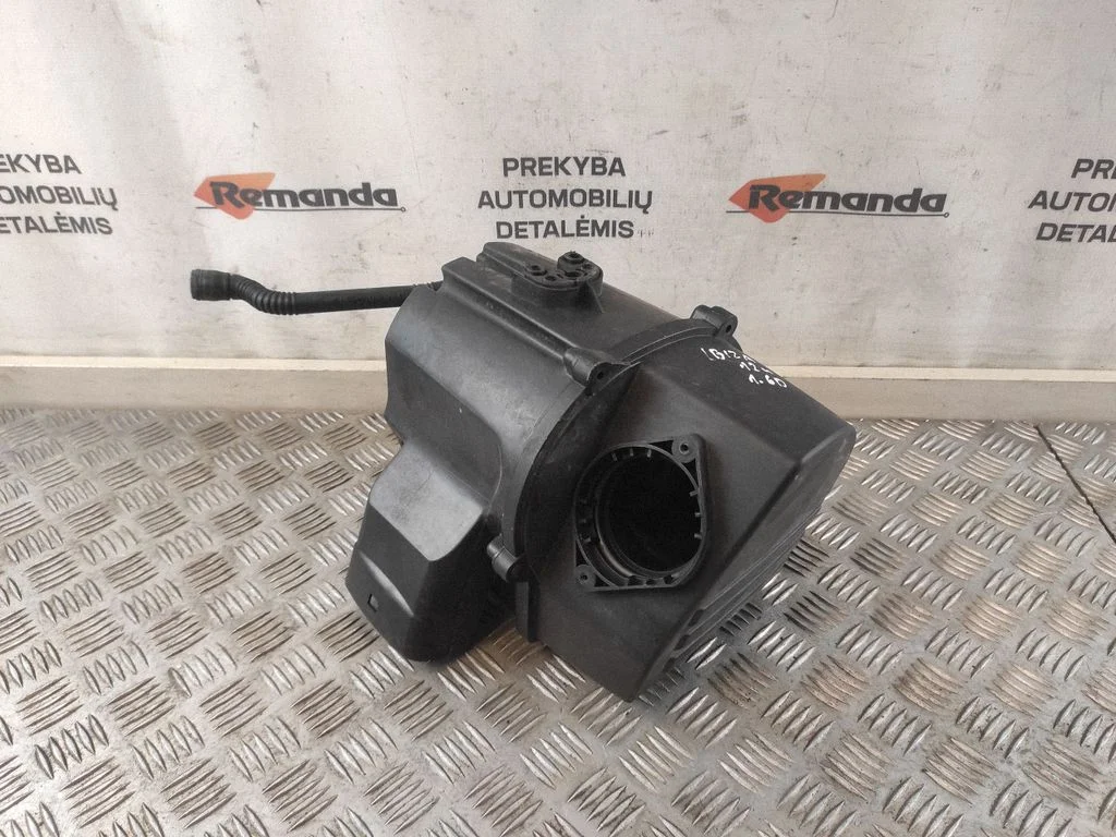 Air filter box 6R0129601C