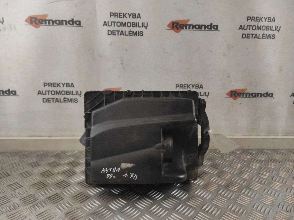 Air filter box – Opel Astra H (2004-2012)